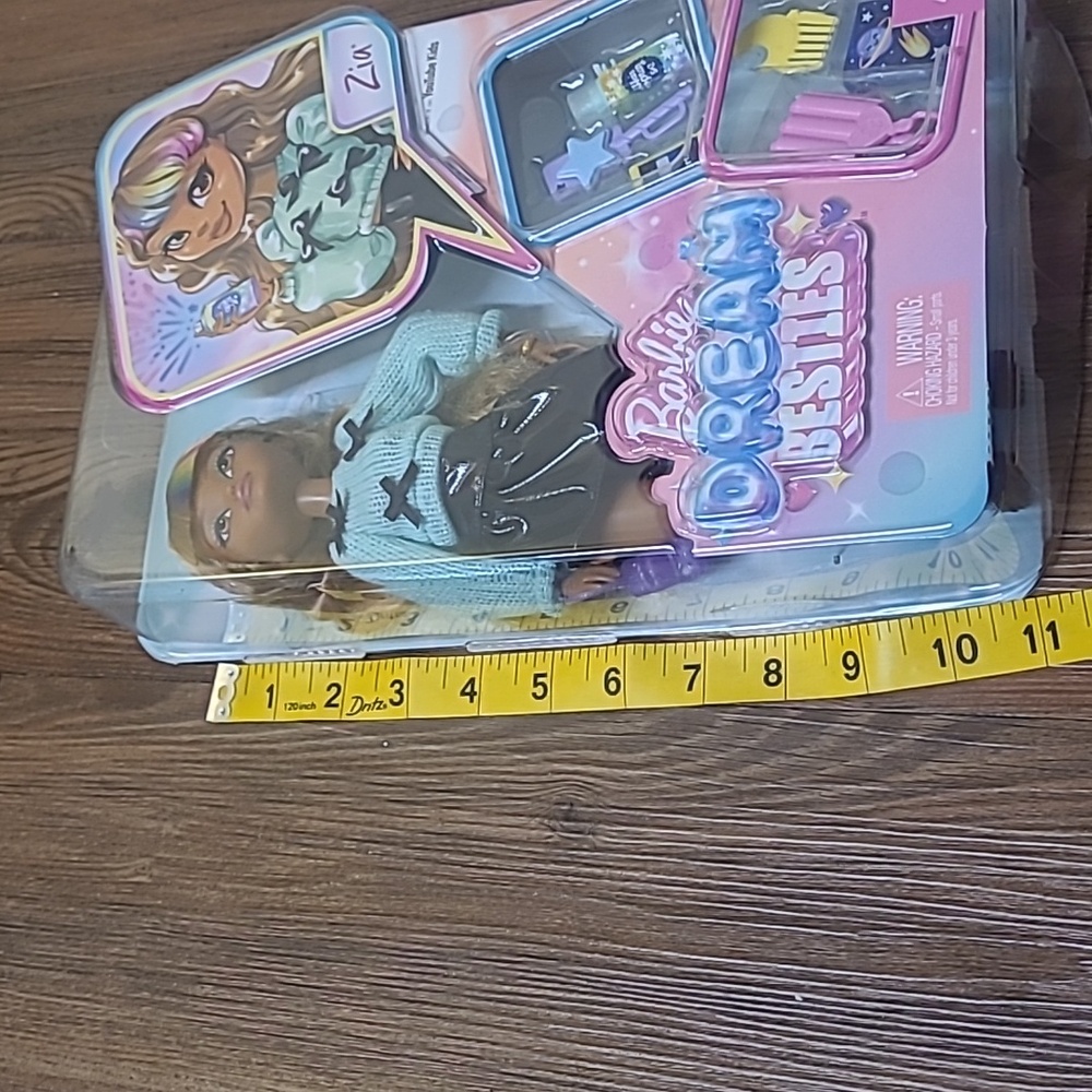 Mattel Barbie Dream Besties‎ Doll with Blue Sweater and Black Skirt new for girl - Picture 5 of 6